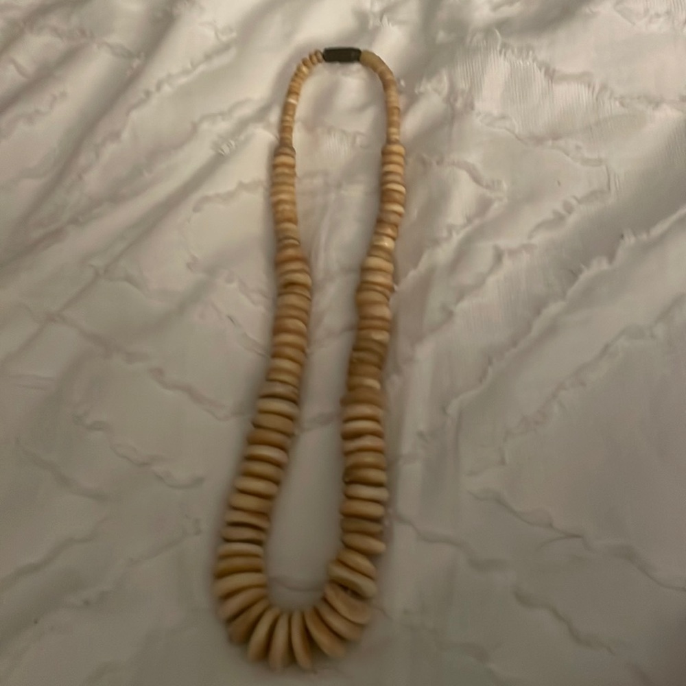 VTG MCM SURFER HAWAIIAN PUKA NECKLACE